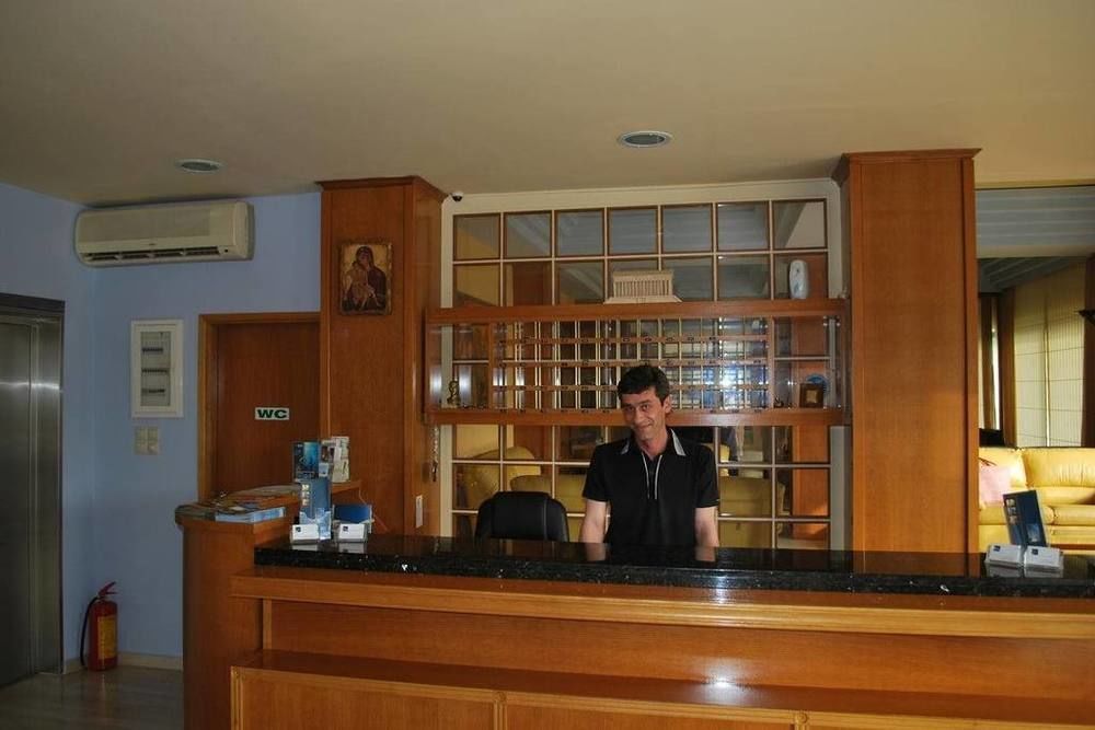 לוטראקי Hotel Marion מראה חיצוני תמונה