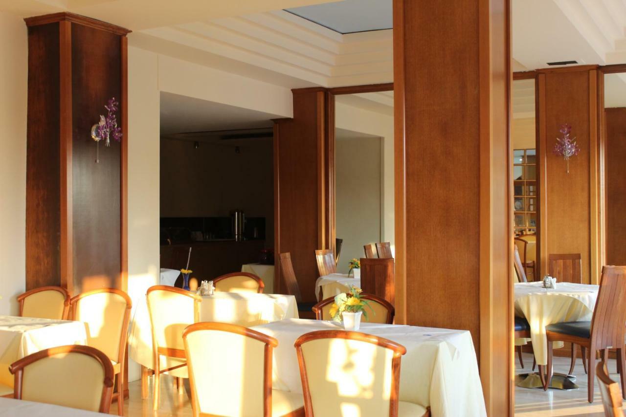 לוטראקי Hotel Marion מראה חיצוני תמונה